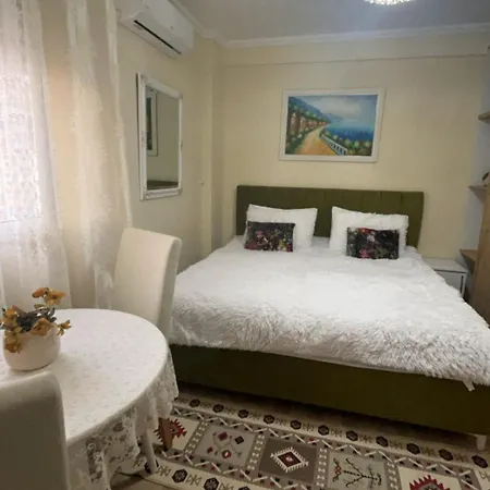 Evis House Διαμέρισμα