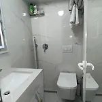 Evis House 公寓 地拉那