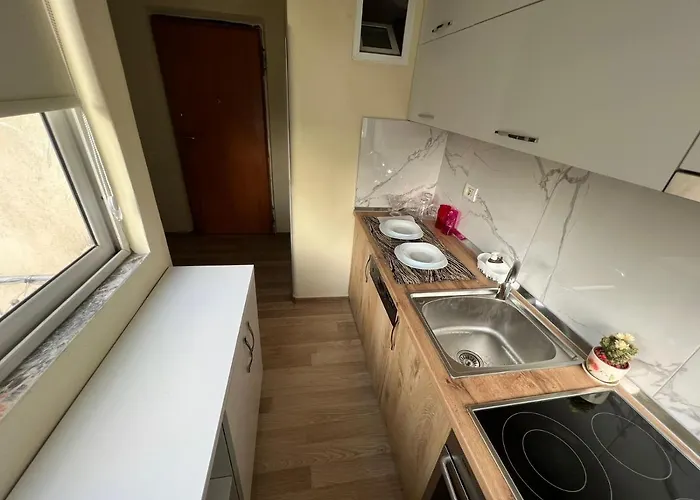 Evis House Apartman *