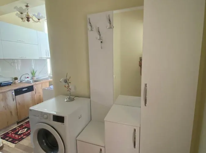 Apartment Evis House *